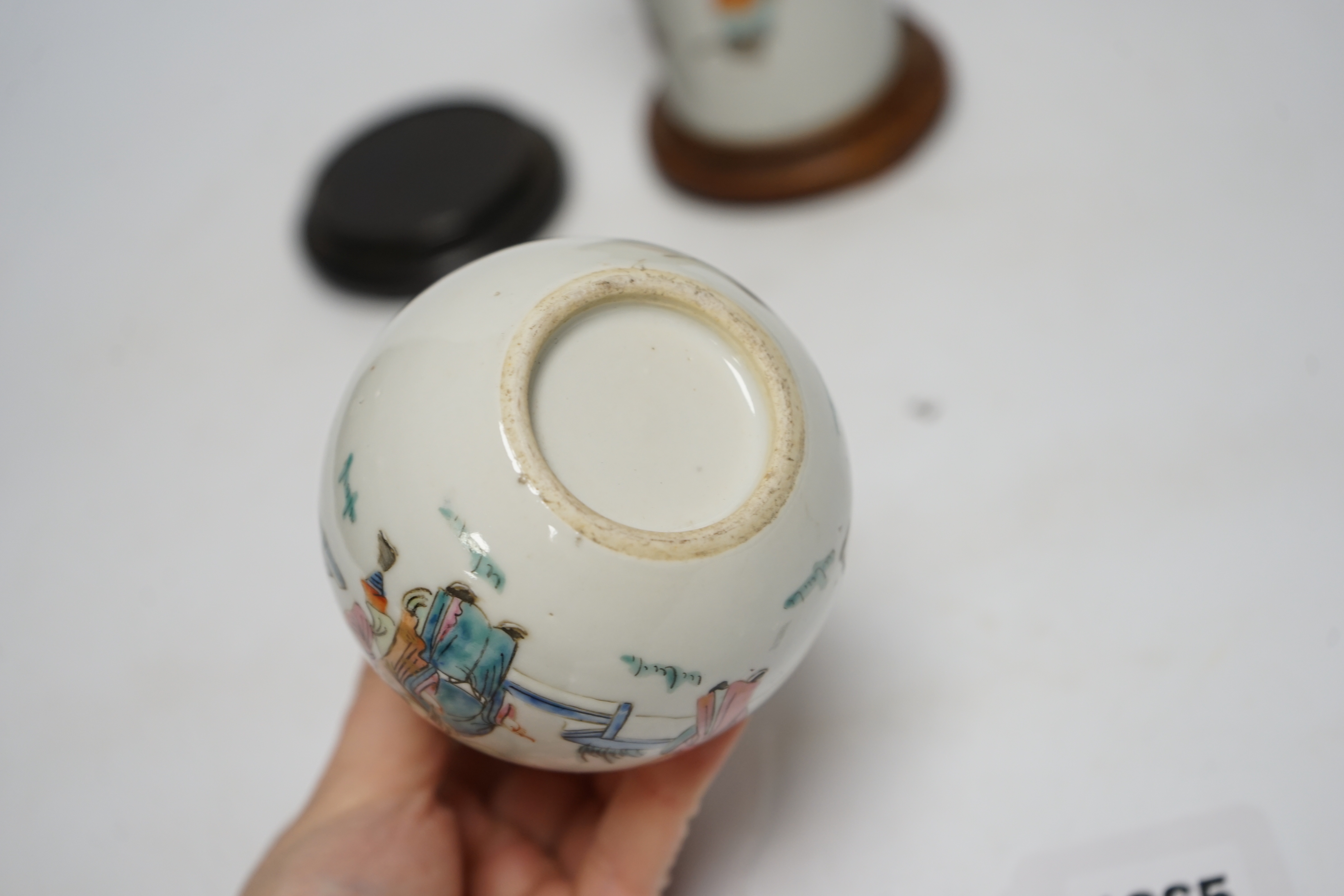 A Chinese famille rose brush pot and bottle vase, both with stands, tallest 16cm